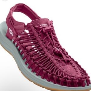 KEEN Women's Sandals - Burgundy and Gray